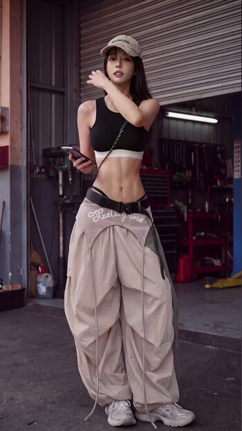 cathrynli