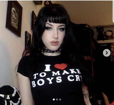 cemeterygirl