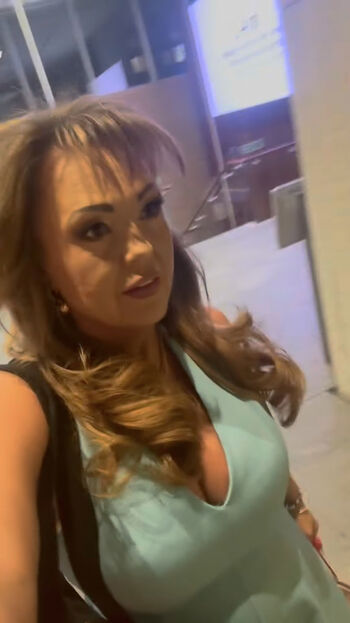 Danielle Nicholls