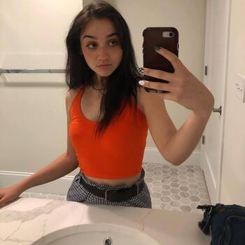 Emily Nicole Carruth