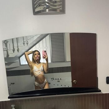 gaby_ferrer | gaby__ferrer_ | camgirl_gabyy