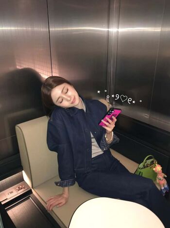 Huh Yunjin 허윤진