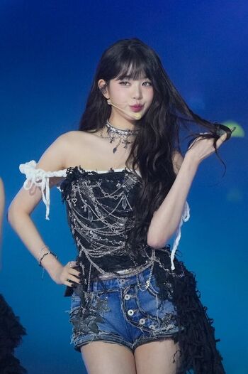 Jang Won-young