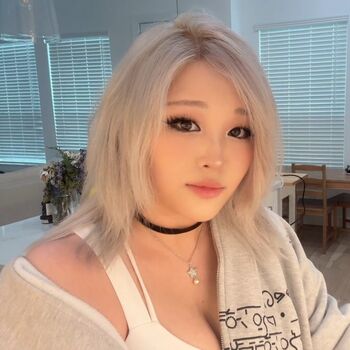 Kang Hee Yoon