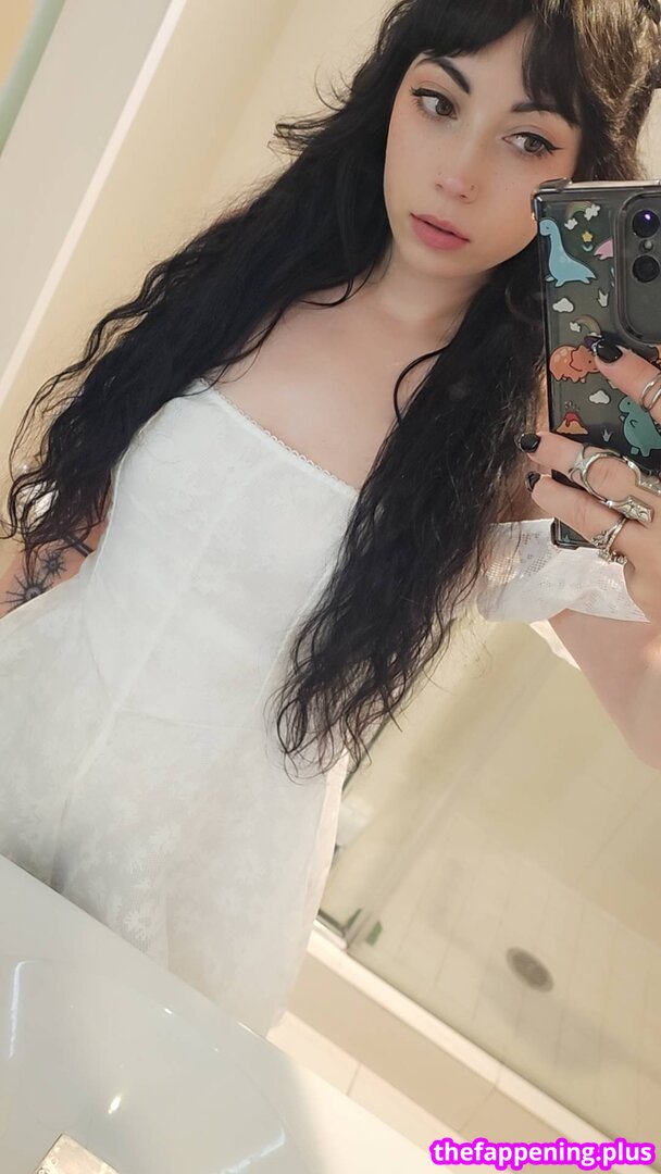 Layna Lazar