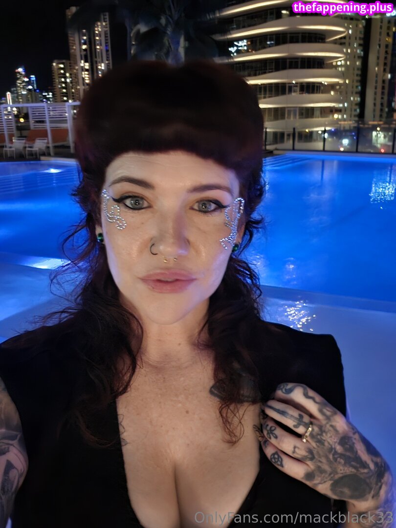 mackblack33