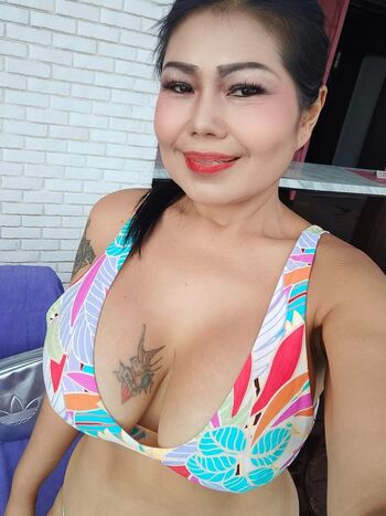 Nok Wipawanee