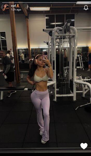 Sydney Razhegi